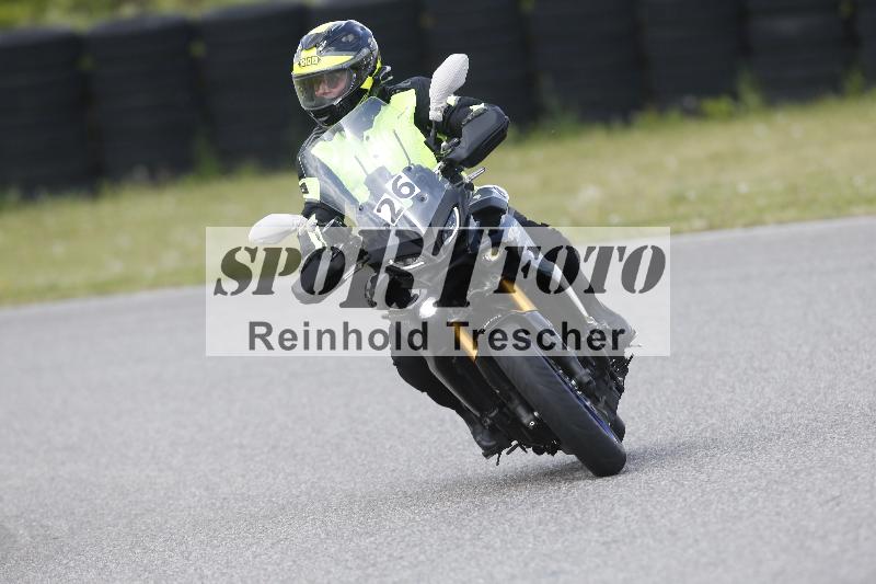 /Archiv-2025/09 22.04.2025 Cornu Master School ADR/gruen-vert/26